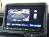 バックをするとき自動でリアの様子が映る『リアカメラ』付き!画面で確認しながらバックができますから安心ですね。でも、目視も大切ですよ!安全第一でお願いします!