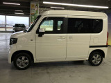 エンジンルーム、室内、クリーニング済みです。厳選したお車を屋内展示場にて展示中☆車両品質には自信がございます!ぜひ一度ご来店ください!!