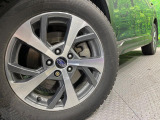 【純正アルミホイール】外観にマッチした純正アルミホイールを装着しております。各種社外アルミホイールや、スタッドレスタイヤも取扱いしております。是非ご相談ください♪