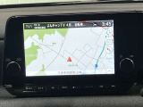 【メーカーナビ】9インチの大画面モニターを搭載し、Apple CarPlayへのワイヤレス接続やAndroid Autoにも対応。