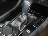 運転しながらでも手元を見ずに操作可能なマツダコネクトの操作ダイアルです!