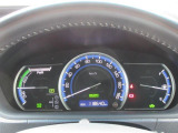 とっても見やすいメーターです。夜間時はラグジュアリーな気分にさせてくれる照明が魅力ですので、夜のドライブも楽しみになりますよ♪