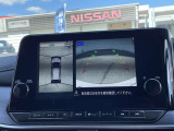 ♪ アラウンドビューモニター装備☆上から見たような画面で車庫入れも縦列駐車も安心です ♪