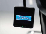 ◆ドライブレコーダー◆映像・音声などを記録する自動車用の装置です。 もしもの事故の際の記録はもちろん、旅行の際の思い出としてドライブの映像を楽しむことができます。