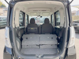 普段のお買い物や通勤、送迎等に十分な荷室スペースを確保しております。セカンドシートを倒すと、大きな荷物の積載も可能です♪