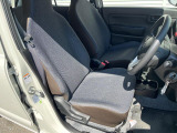 運転席シート廻りは使用感も少なく、良好な状態となっています。丁寧に使われていたことがよくわかりますね。