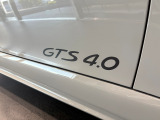 4リッター自然吸気エンジン搭載モデルの証の[GTS4.0]のデカール
