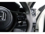 Hondaセンシングの機能のひとつ、アダプティブクルーズコントロール付!アクセルから足を離しても設定したスピードと前車との車間を保ち走行してくれます!車線維持もアシスト☆高速道路で疲労軽減ですね☆