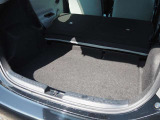 トランクルームは使用感も少なく、広々としたスペースになっております♪