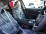 フロントシートの状態良好です。