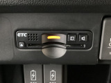 【ETC車載器】もはや必須アイテムのETCを搭載!高速道路のご利用時にとても便利!わずらわしい料金所での現金支払いが不要となりスムーズに通過できます♪