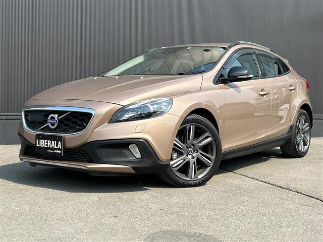 V40クロスカントリー T5 4WD 4WD 本革シート