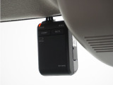 ◆ドライブレコーダー◆映像・音声などを記録する自動車用の装置です。 もしもの事故の際の記録はもちろん、旅行の際の思い出としてドライブの映像を楽しむことができます。