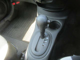 シフトレバー+ドリンクホルダー。