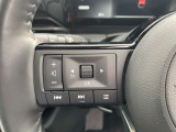 ■ステアリングスイッチ■ハンドル手元でオーディオの操作が簡単に出来ます。運転中でもナビまで手を伸ばさずに操作が出来て安心です。