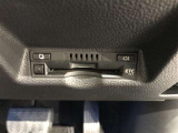 【ETC】とっても便利なETCを装備しています。 ETCを利用して、高速道路を楽々ドライブしましょう。 渋滞緩和にも繋がってエコ!?にも繋がります。