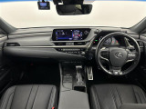 ES 300h Fスポーツ 本革シート サンルーフ