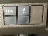 ETCの下にはHondaセンシング用の、VSA(ABS+TCS+横滑り抑制)解除スイッチなどがついています。