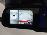 全方位モニターがついています! 車の周囲を360&deg;安全確認できるので、普段の駐車はもちろんの事、縦列駐車や幅寄せの際にも活躍してくれますよ。