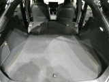 ワゴンならではの広々としたラゲージスペースを備えています。ライフスタイルに合わせていろいろな物を積み込めます!