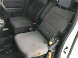 安心のカーライフを迎えて頂くに当たり、納車前点検整備は抜かり無く整備を行わせて頂きます。