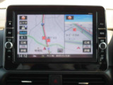 お出かけ際に役に立つ、純正メモリーナビ付き。フルセグTV・Bluethooth・アラウンドビューモニター等、機能も充実しています。