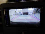 バックモニターが付いているため、車庫入れも安心です!