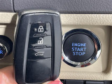 【スマートキー(エンジンスタートストップスイッチ)】スマートキー(電子キー)を持っていれば、スイッチを押すだけでエンジンをかけることができます!