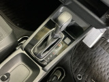 発進時から滑らかに加速する無段階変速のCVTはストップ&ゴーの多い街の中も快適です