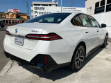 名鉄AUTOオリジナルコーティングMコートをはじめウインドフィルム施工、ドライブレコーダー取付、BMWパフォーマンスアクセサリーなど各種承ります。