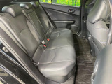 後部座席も気になるようなキズ・汚れやへたり等、大きなダメージはなく、良好な状態です。