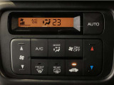 【オートエアコン】汗ばむ夏・ジメジメする梅雨時・冷え冷えする冬も快適☆♪ 簡単操作で、春夏秋冬 一年中快適です♪お好みの温度をセットするだけで、エアコンの風量などを自動でコントロールします♪☆