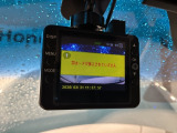 万が一の事故のときもドライブレコーダーがあると安心です。ご利用になる場合は個人情報保護の観点より新品の対応SDカードをお求め下さい。