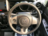 【ステアリングスイッチ】運転中、前方から目線をそらすことなく、オーディオ等の操作が可能な便利機能!安心&快適なドライブを演出してくれます♪