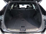 広々としたラゲージスペースを備えています。大きなものや長さのある荷物もしっかりと積み込めます。