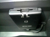 運転席から手の届く位置に ETC2.0付いております。高速道路の料金所もスムーズに通過できますよ♪
