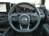 ステアリングヒーターが付いています。寒い時期にあると嬉しい装備ですね。寒冷地仕様になります。