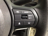 クルーズコントロールを装備しています。高速道路などで一定の速度で走ってくれるので運転が楽ですよ!速度を設定できますので、スピードの出しすぎにも注意できます。
