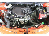 エンジンルームもしっかりクリーニングして納車致します!ご購入後のオイル交換等のメンテンナンスも当社にお任せください♪