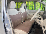 運転席シート廻りは使用感も少なく、良好な状態となっています。丁寧に使われていたことがよくわかりますね。
