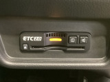 いまや快適なカーライフに欠かせないETCが付いています。