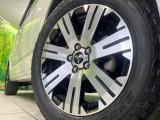 【純正18インチアルミホイール】外観にマッチした純正アルミホイールを装着しております。各種社外アルミホイールや、スタッドレスタイヤも取扱いしております。是非ご相談ください♪