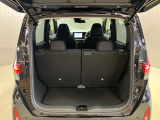 【ラゲッジルーム】たっぷり荷物も積み込める荷室スペース★