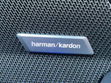 【ハーマンカードン】優れた音響技術と先進性の高いデザインが融合した、上質なインテリアのようなハイクオリティ・オーディオシステムを提供。ドライブで音楽をお楽しみください♪