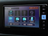 CD・DVD(再生機能)・ブルートゥース等を使用することができます。