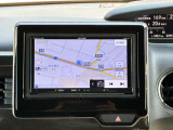 ナビゲーションシステムが付いてます。