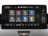 ★HOME画面一覧です★ナビ画面のアプリ一覧から、ナビ・電話・FM・Bluetooth・燃費情報を一目で確認。直感的な操作で必要な機能へ素早くアクセスできます。