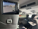 リアシーリングファン搭載、スライドドア内蔵サンシェードで後席も快適空調です。パーソナルテーブルやUSB電源ポートが便利に使えます。