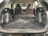リアシートを倒すと、ラゲッジスペースを広くお使いいただけます!