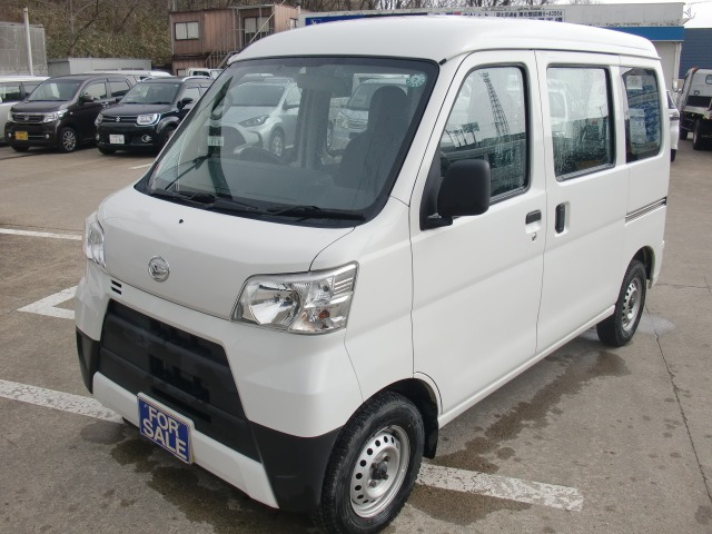 ダイハツ ハイゼットカーゴ 